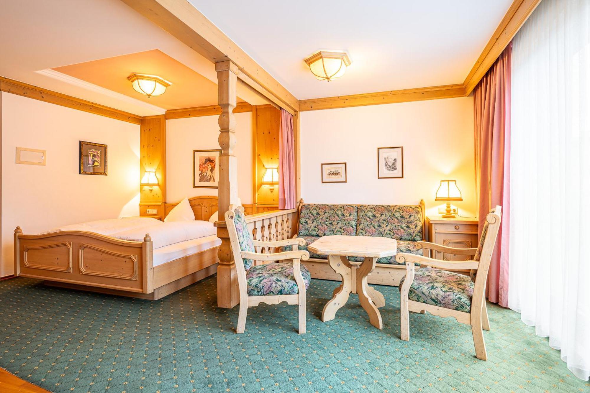 Dietrich Comfort Appartements Тельфс Экстерьер фото