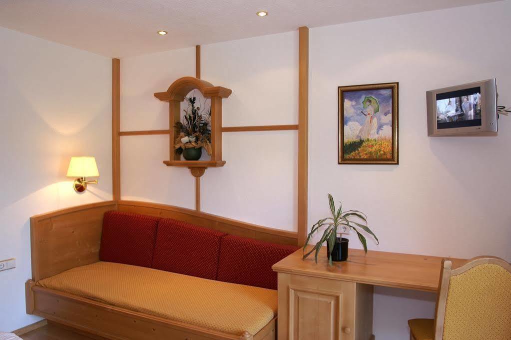 Dietrich Comfort Appartements Тельфс Экстерьер фото