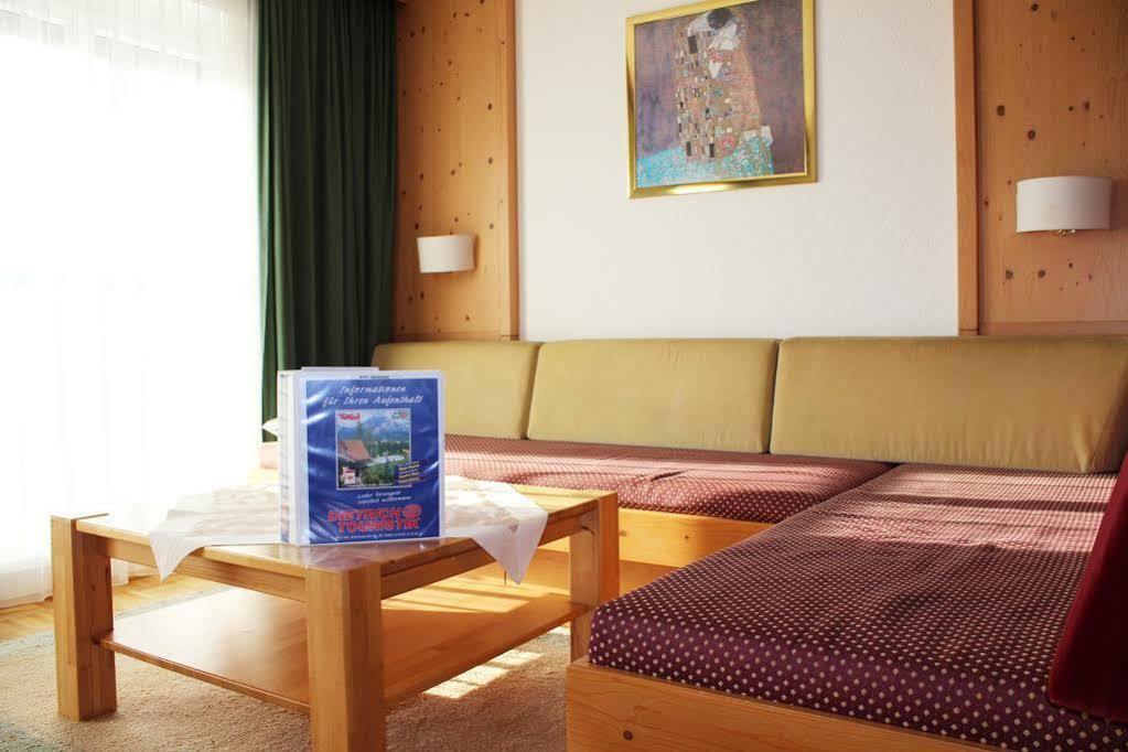 Dietrich Comfort Appartements Тельфс Экстерьер фото